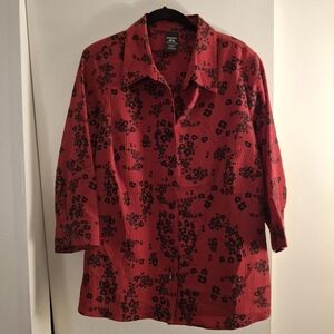 George Women's Crimson and Black Floral Button Up 3/4 Sleeve Shirt
